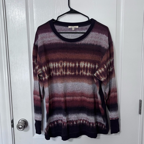 LES SEREIN Rosie Long Sleeve Knit Sweatshirt - Picture 4 of 7